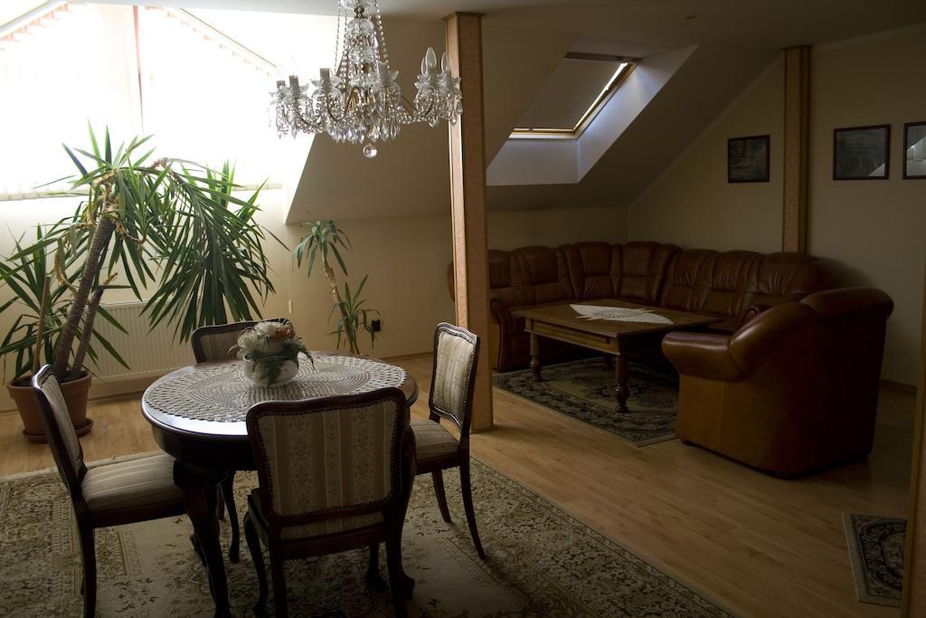 Boutique Penzión Slovenská - Penzión Bella Sicilia Prešov Habitación foto
